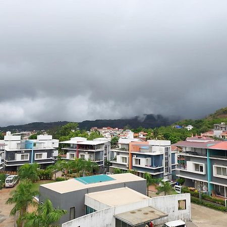 Divine Bliss Villa Lonavala Esterno foto