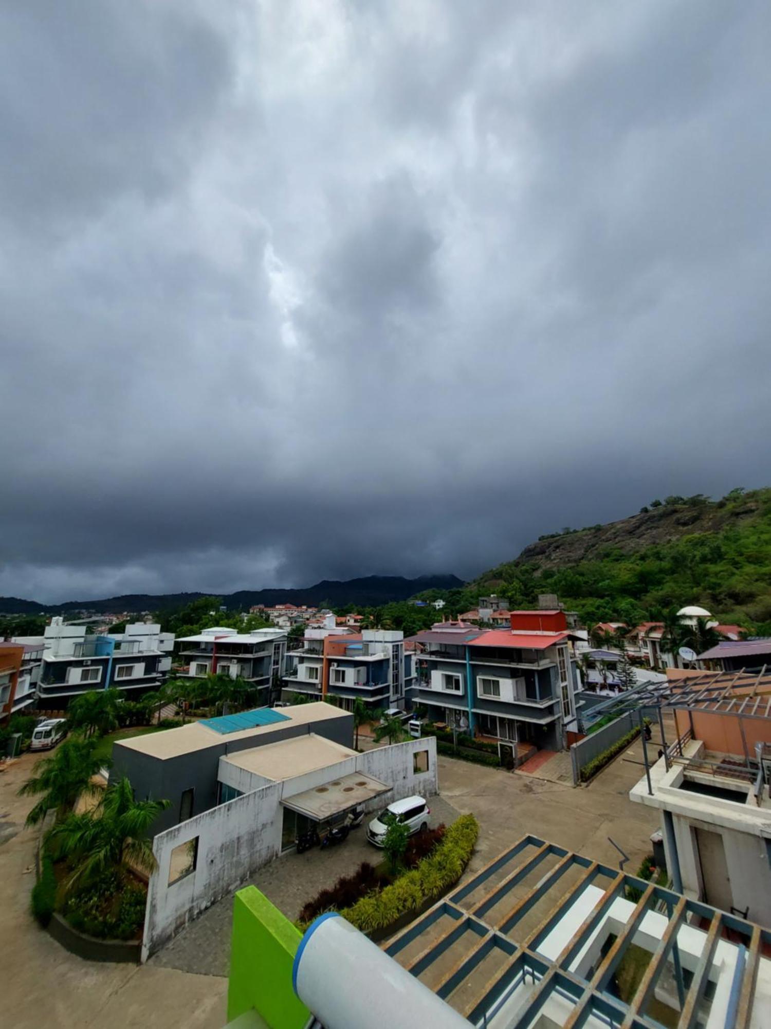 Divine Bliss Villa Lonavala Esterno foto