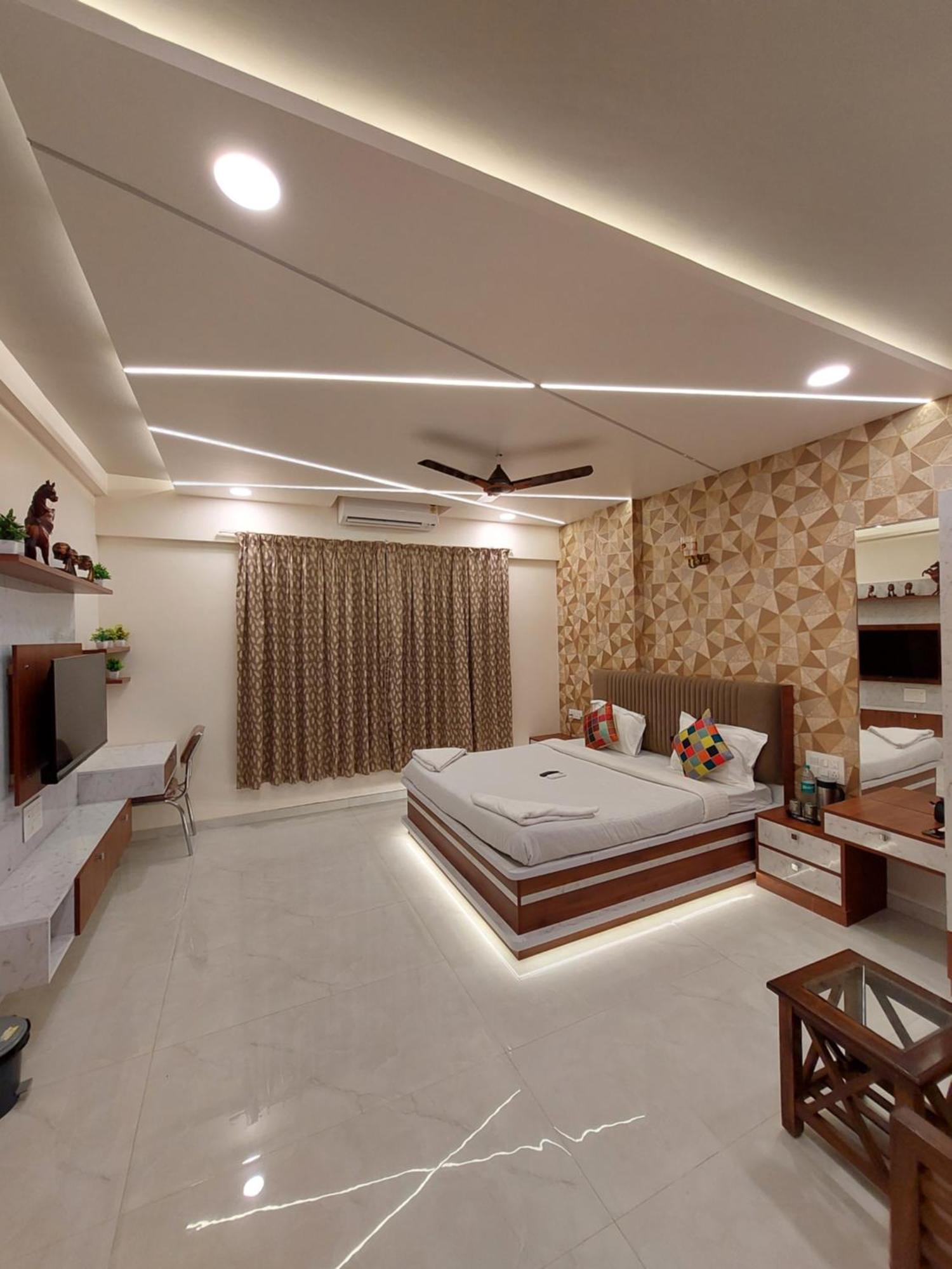 Divine Bliss Villa Lonavala Esterno foto